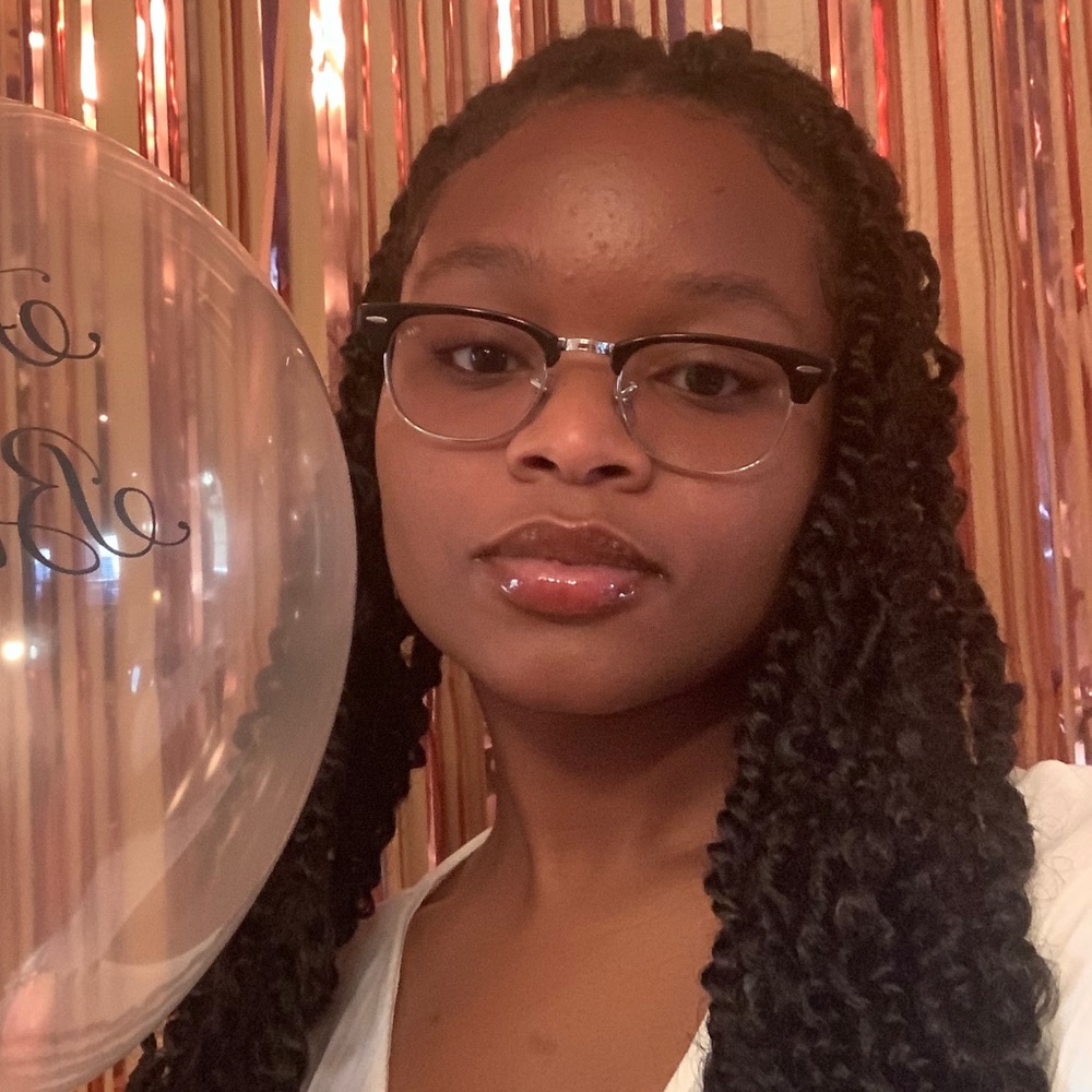 Meet your Posher, Imani